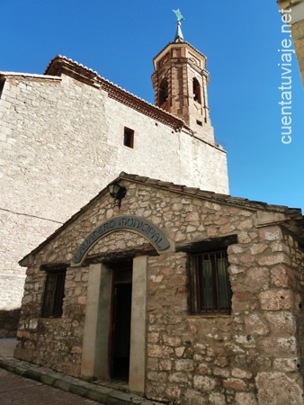 Iglesia de San Mateo y Lavadero, Camarena de la Sierra.